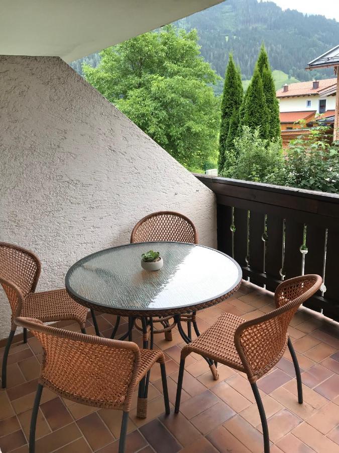 Edelweiss Apartment Maishofen Eksteriør billede